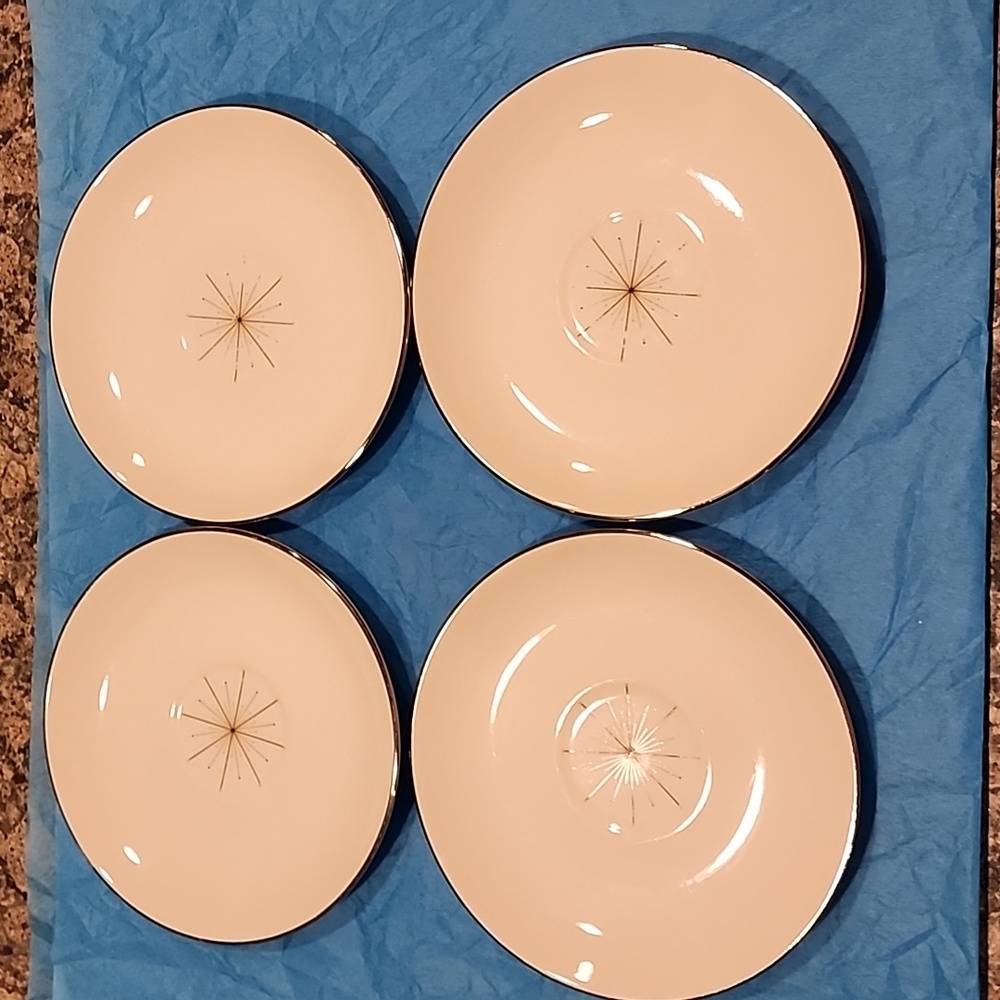Modern Star Vintage Atomic MCM 6.5" Plates, Made In USA. Set of 4.